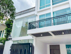 🏠 វីឡាសម្រាប់លក់ | Villa for sale